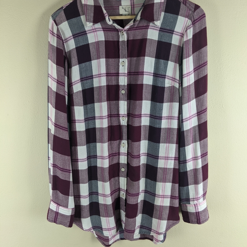 A.n.d ea wy  Button Down Shirt / M